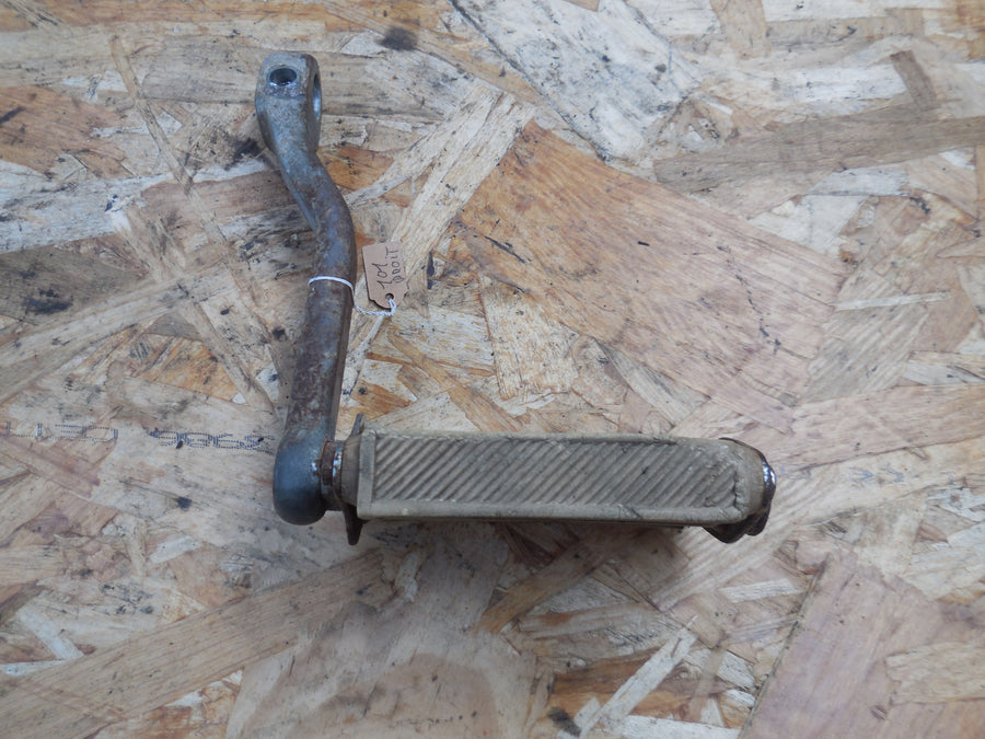 pedale mobylette peugeot  101 / 102