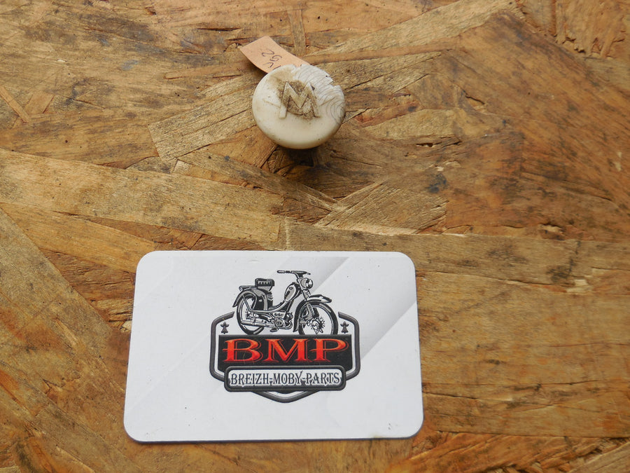 cache / bouchon motobécane  av 92