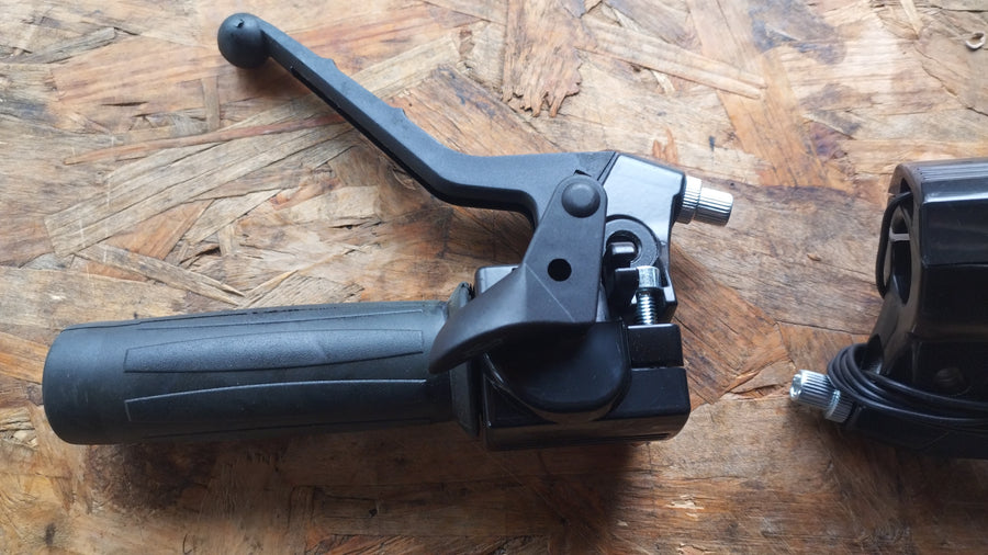 paire de poignée accélérateur freins